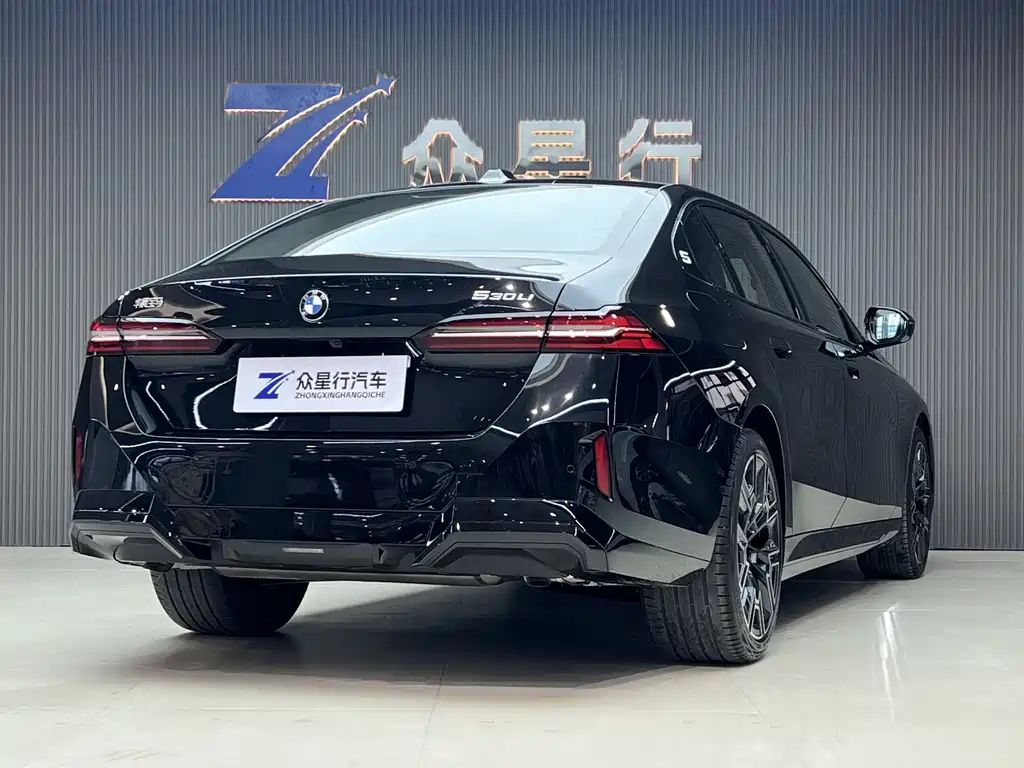 BMW BMW 5 Series 2025 530Li Luxury Model M Sport Package 2025 - thumbnail 3