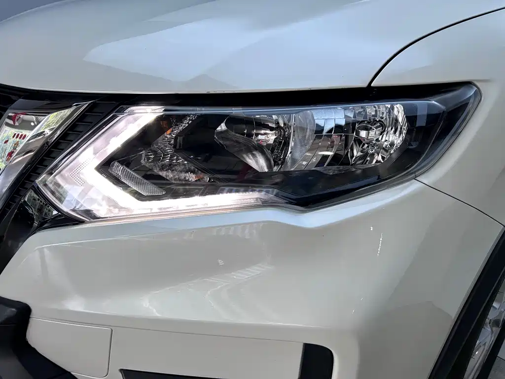 Nissan Nissan X-Trail 2019 2.0L CVT Intelligent Comfort Edition 2WD 2020 - thumbnail 28