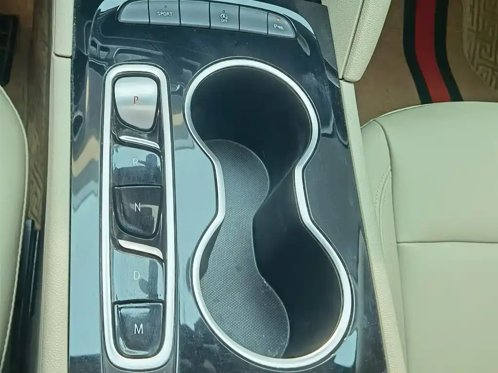 Buick Buick Regal 2020 552T Essence 2020 - thumbnail 9