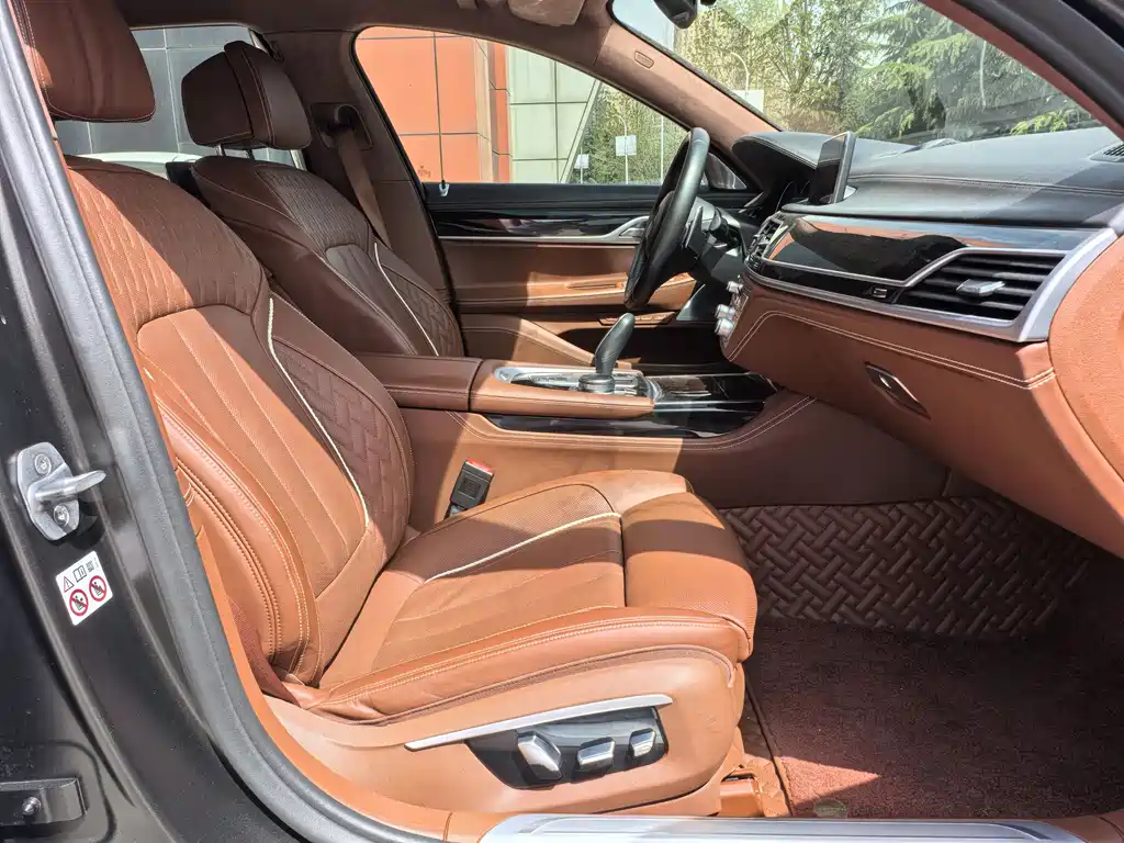 BMW BMW 7 Series 2018 740Li xDrive Premium M Sport Package 2019 - thumbnail 5