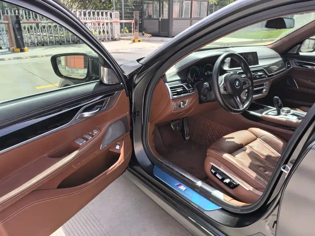 BMW BMW 7 Series 2018 740Li xDrive Premium M Sport Package 2019 - thumbnail 10