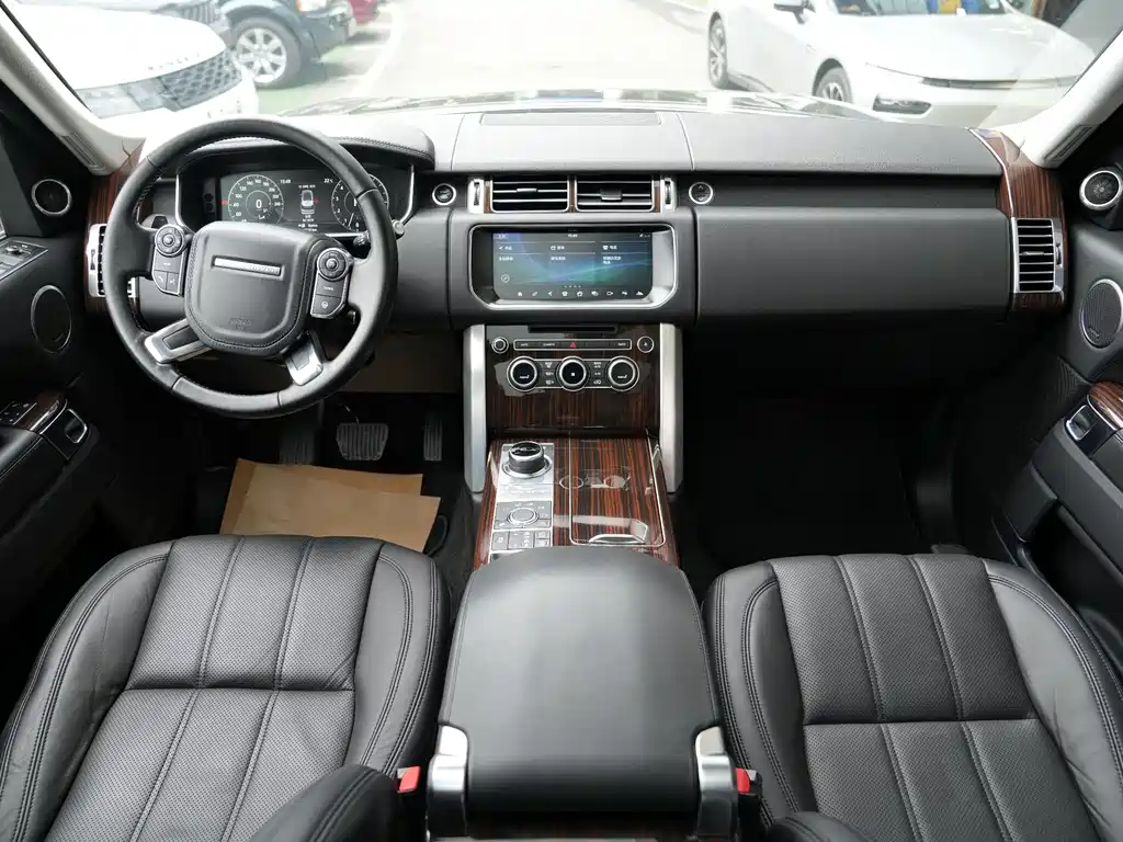 Land Rover Range Rover 2016 3.0 SC V6 Vogue 2017 - thumbnail 7