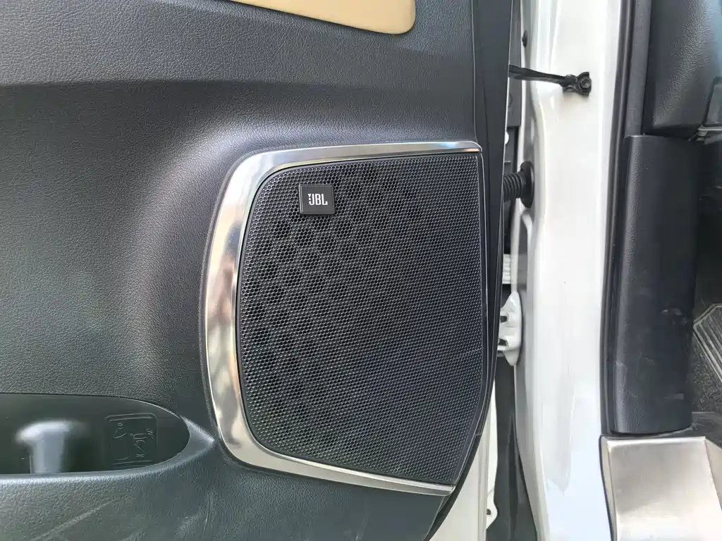 Toyota Alphard 2018 3.5L Luxury Edition 2018 - thumbnail 17