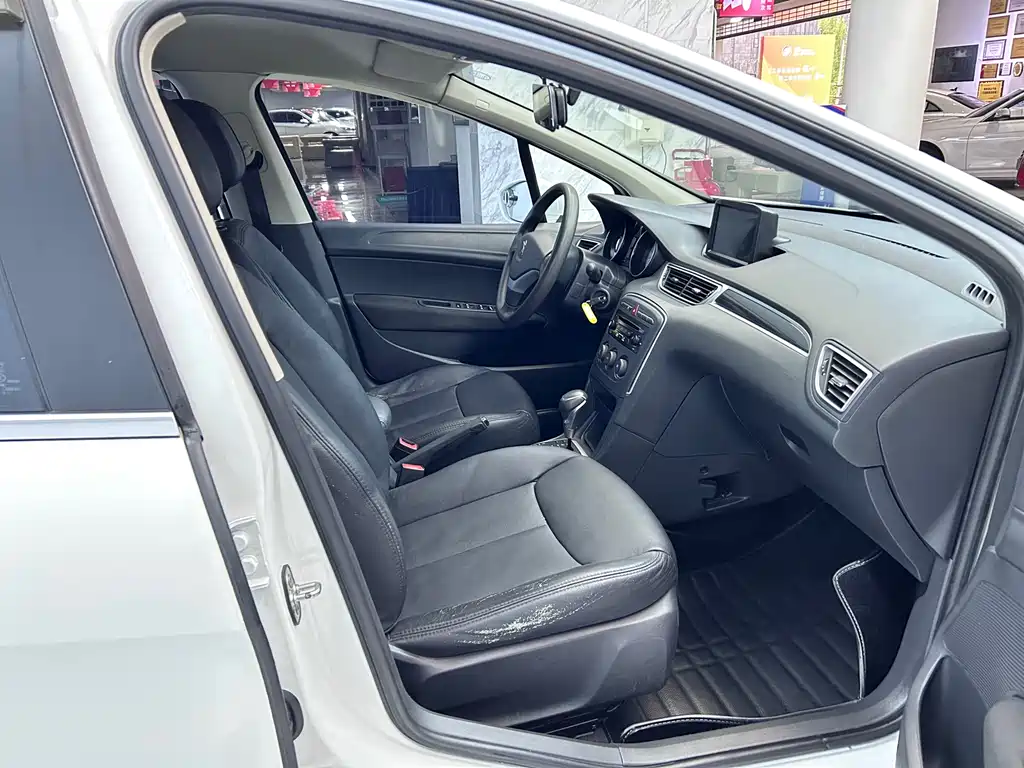 Peugeot Peugeot 308 2014 Classic 1.6L Automatic Comfort Line 2014 - thumbnail 10