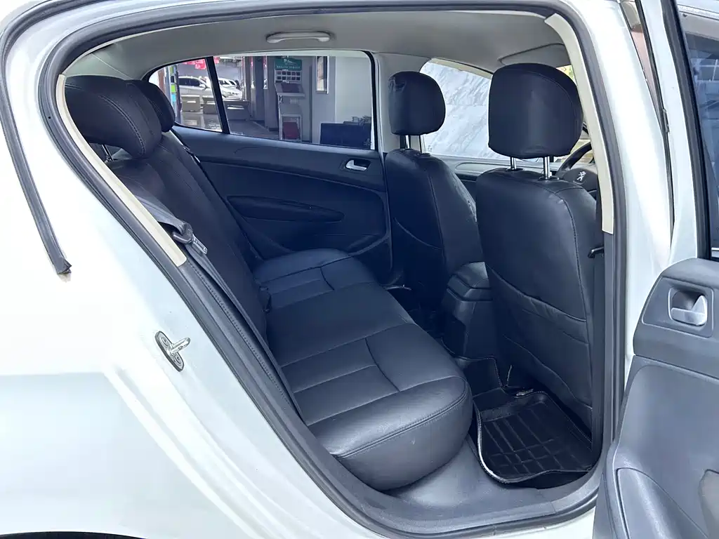 Peugeot Peugeot 308 2014 Classic 1.6L Automatic Comfort Line 2014 - thumbnail 11