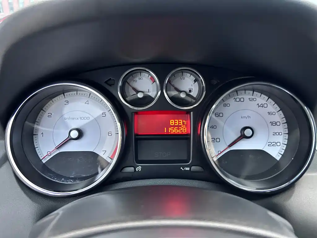 Peugeot Peugeot 308 2014 Classic 1.6L Automatic Comfort Line 2014 - thumbnail 15