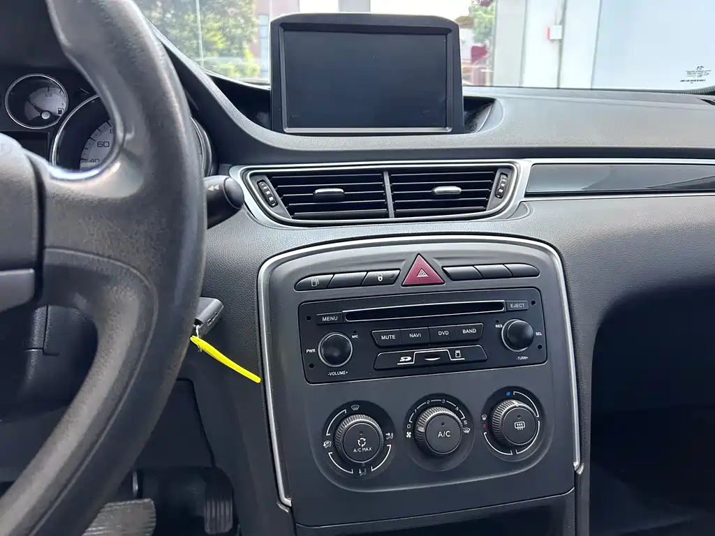 Peugeot Peugeot 308 2014 Classic 1.6L Automatic Comfort Line 2014 - thumbnail 18