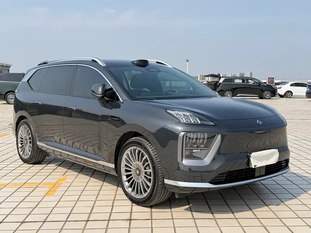 GAC Hyper Hyper HL 2025 700 Ultra 6-seat AWD LiDAR Edition 2025 - thumbnail 3
