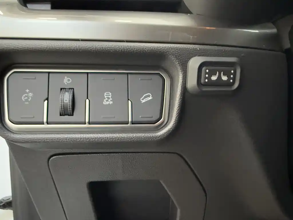 Haval Haval H6 2021 Guochao Edition 1.5T Automatic Urban Version 2022 - thumbnail 12