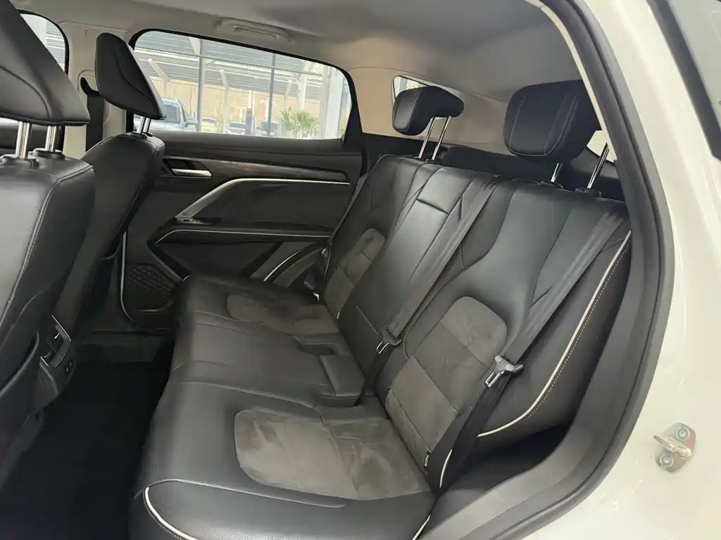 Haval Haval H6 2021 Guochao Edition 1.5T Automatic Urban Version 2022 - thumbnail 15