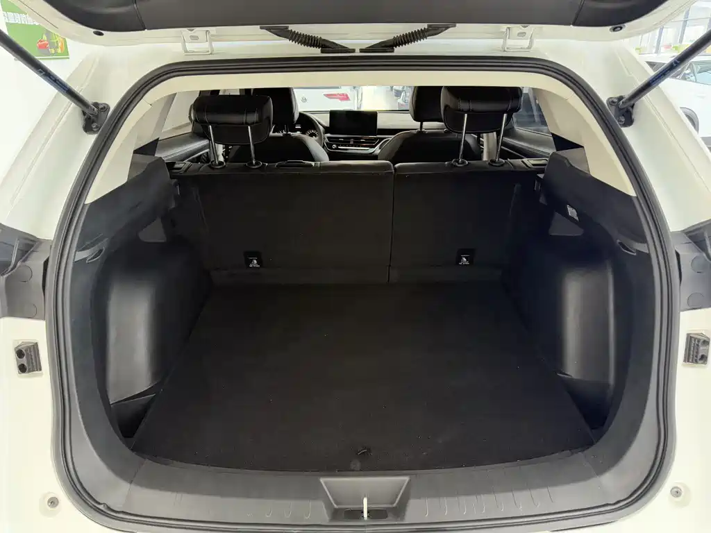 Haval Haval H6 2021 Guochao Edition 1.5T Automatic Urban Version 2022 - thumbnail 16