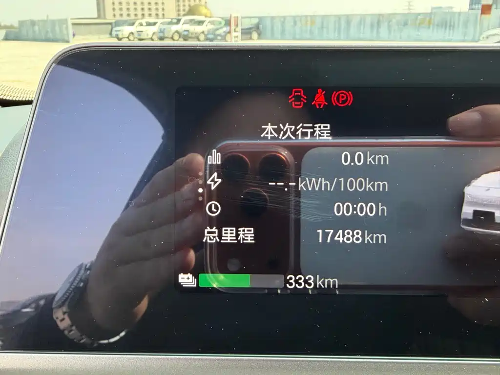 GAC Hyper Hyper HL 2025 700 Ultra 6-seat AWD LiDAR Edition 2025 - thumbnail 24