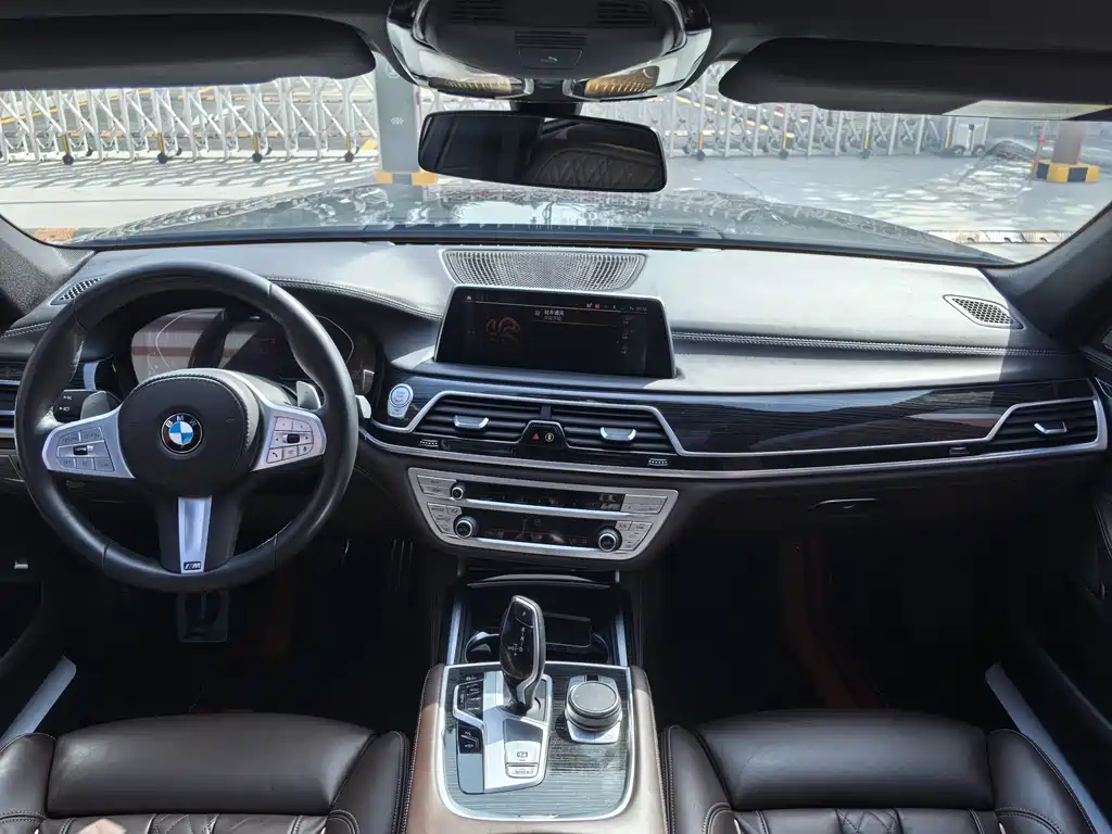 BMW BMW 7 Series 2019 Model Year Facelift 730Li M Sport Package 2020 - thumbnail 4