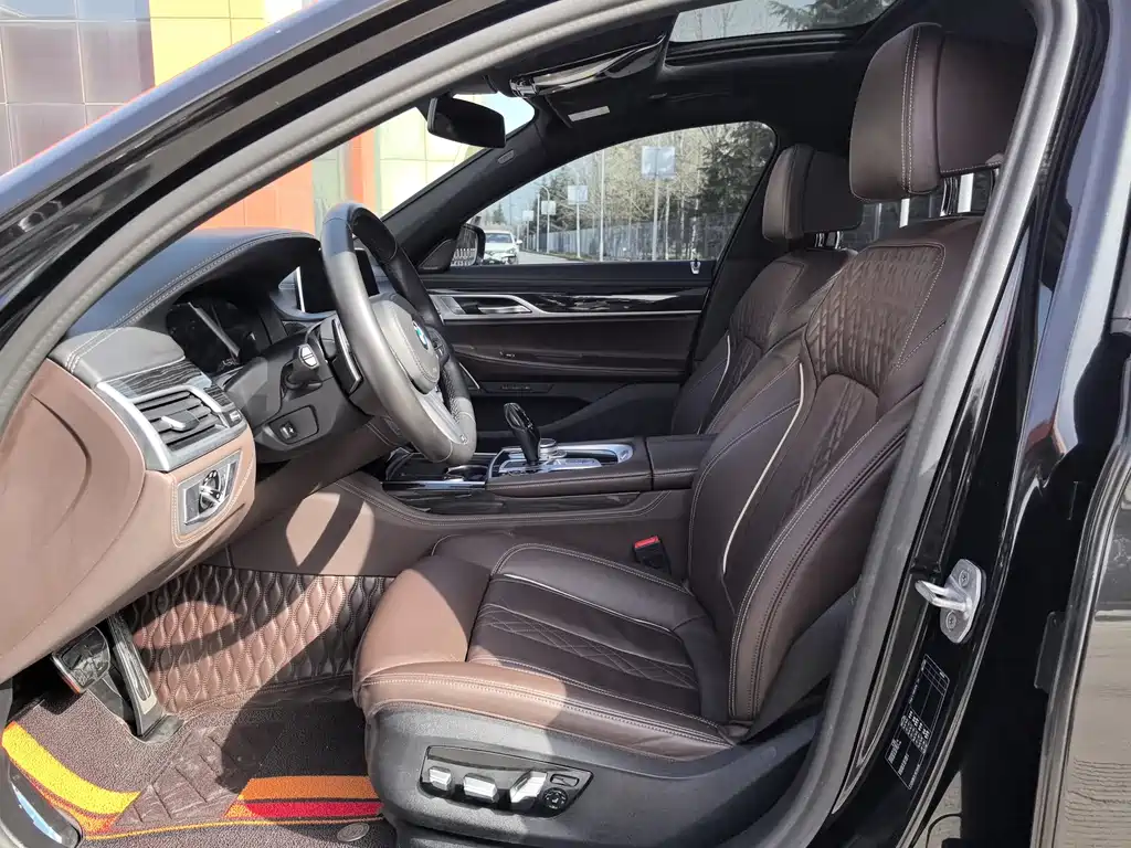 BMW BMW 7 Series 2019 Model Year Facelift 730Li M Sport Package 2020 - thumbnail 5