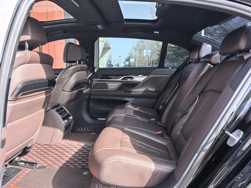 BMW BMW 7 Series 2019 Model Year Facelift 730Li M Sport Package 2020 - thumbnail 6