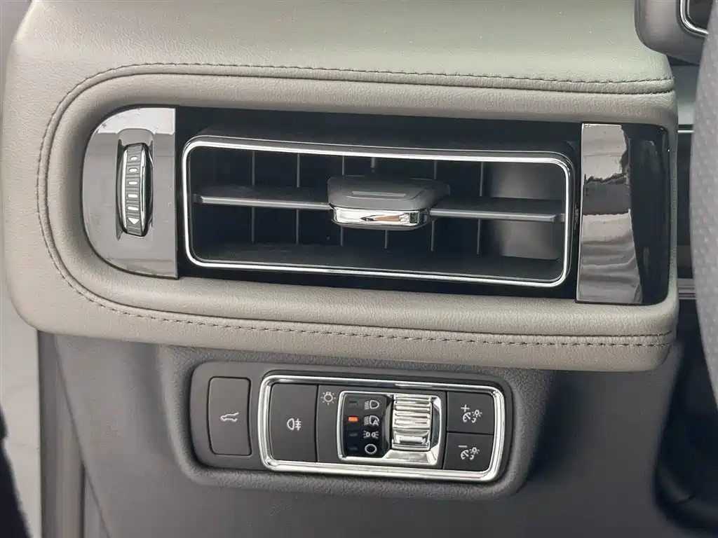 Lincoln Lincoln Nautilus 2024 3.0T V6 AWD Elegant Edition Six-seater 2024 - thumbnail 20