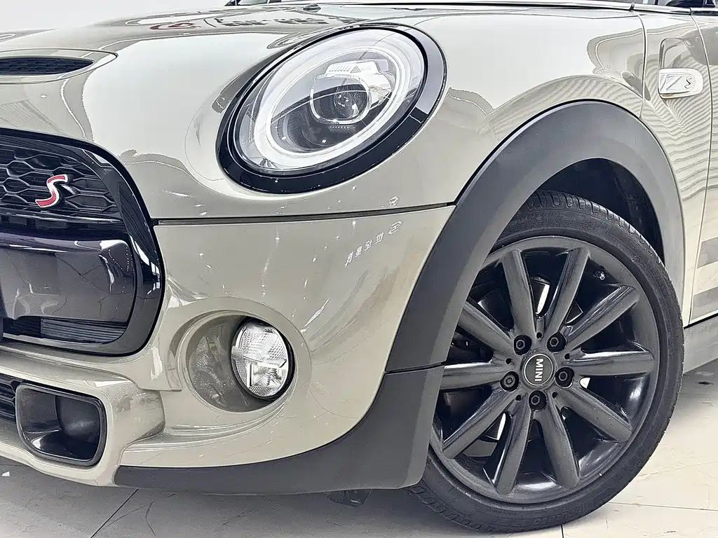 MINI MINI 2019 2.0T COOPER S Artist 2019 - thumbnail 7