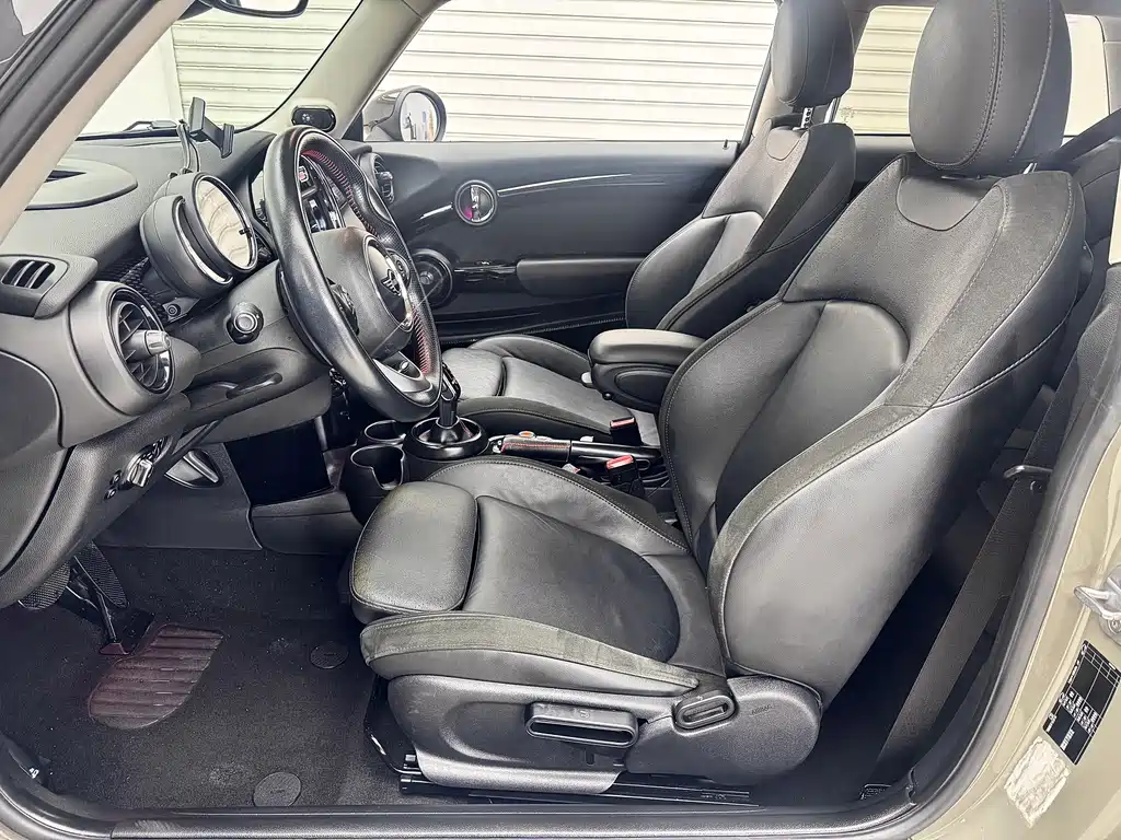 MINI MINI 2019 2.0T COOPER S Artist 2019 - thumbnail 10