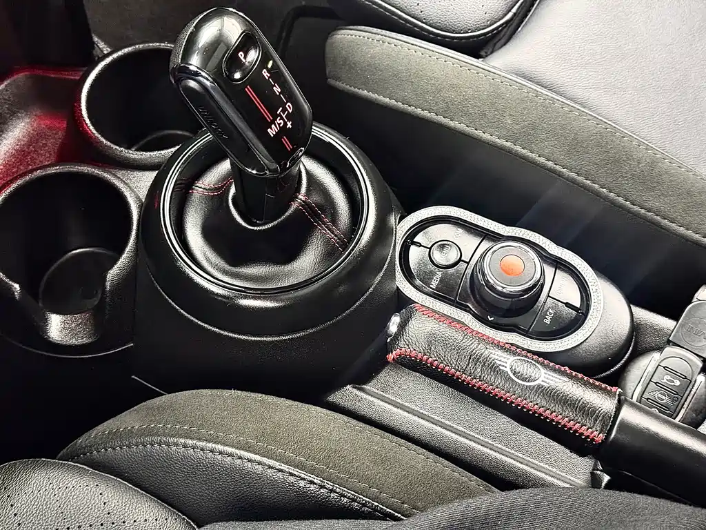 MINI MINI 2019 2.0T COOPER S Artist 2019 - thumbnail 13