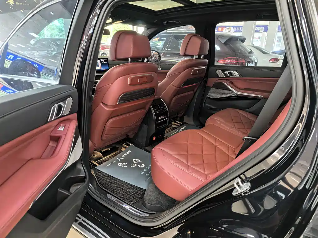 BMW BMW X5 2023 xDrive 40Li M Sport Package 2024 - thumbnail 7