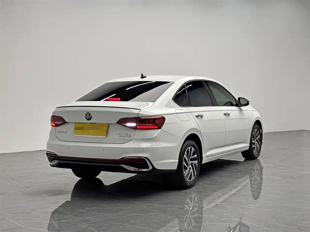 Volkswagen Lavida 2024 300TSI DSG Starry Sky Leading Edition 2024 - thumbnail 6