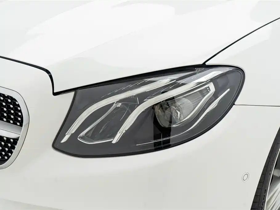 Mercedes-Benz Mercedes-Benz E-Class Coupe 2020 E 260 4MATIC 2020 - thumbnail 10