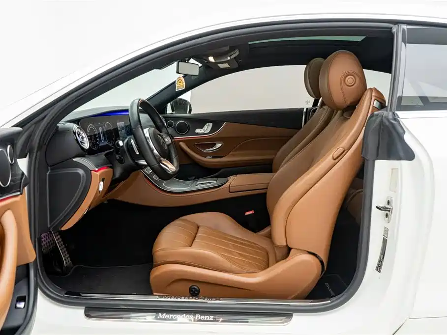 Mercedes-Benz Mercedes-Benz E-Class Coupe 2020 E 260 4MATIC 2020 - thumbnail 17