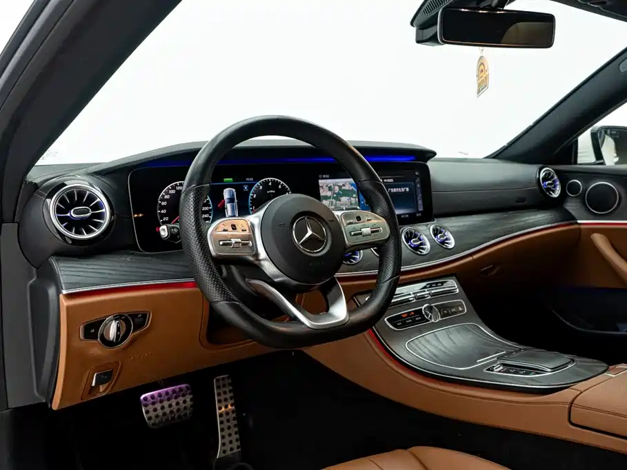 Mercedes-Benz Mercedes-Benz E-Class Coupe 2020 E 260 4MATIC 2020 - thumbnail 18