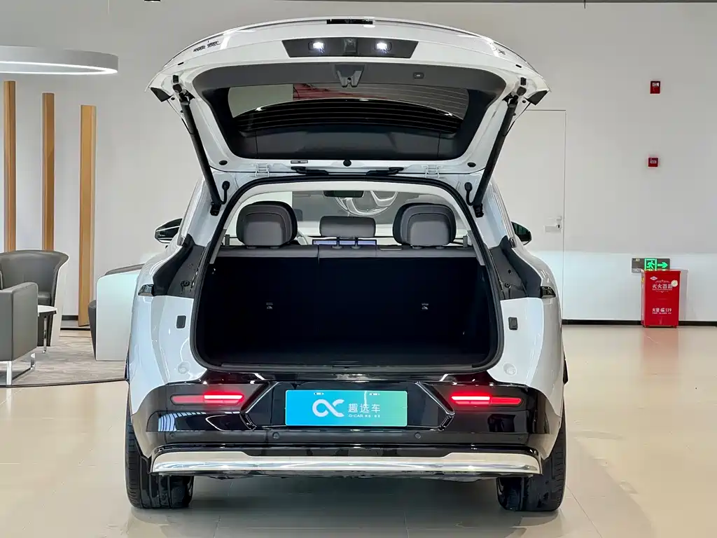 Zeekr Zeekr 7X 2025 Model 100kWh Long Range AWD Intelligent Driving Version 2024 - thumbnail 8