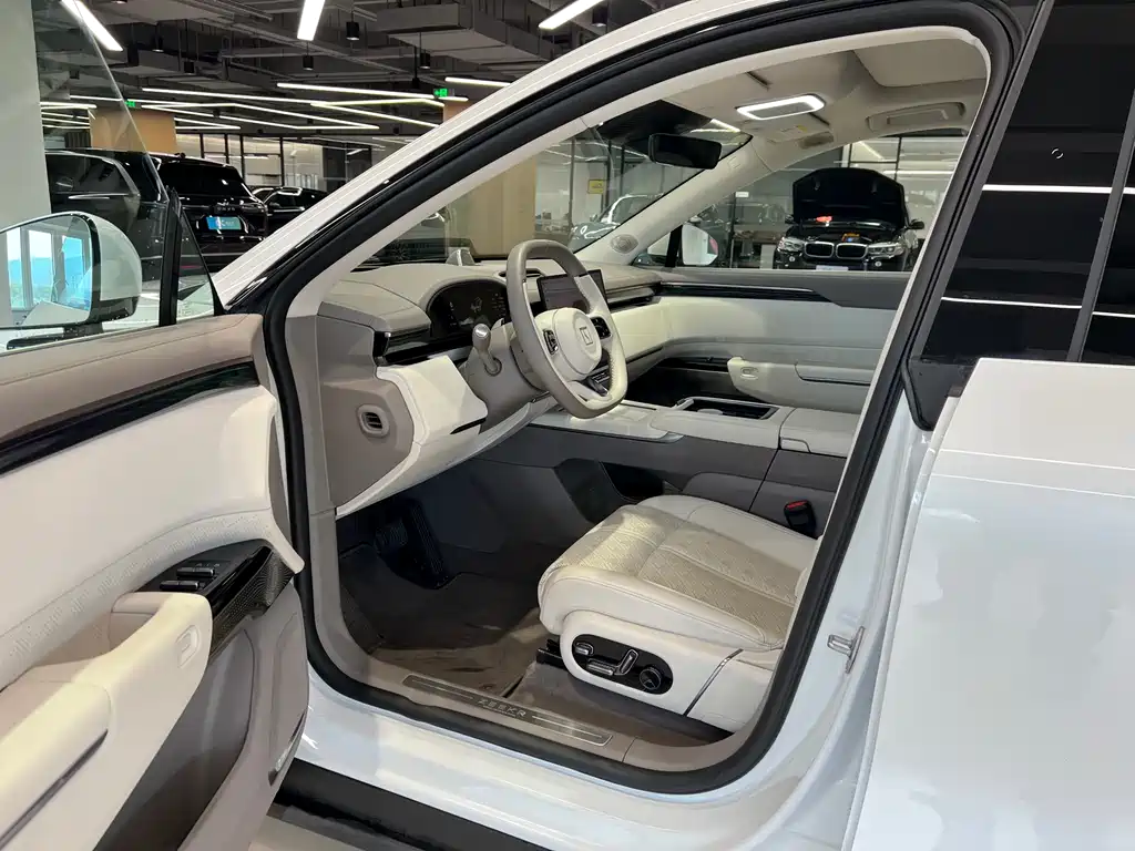 Zeekr Zeekr 7X 2025 Model 100kWh Long Range AWD Intelligent Driving Version 2024 - thumbnail 10