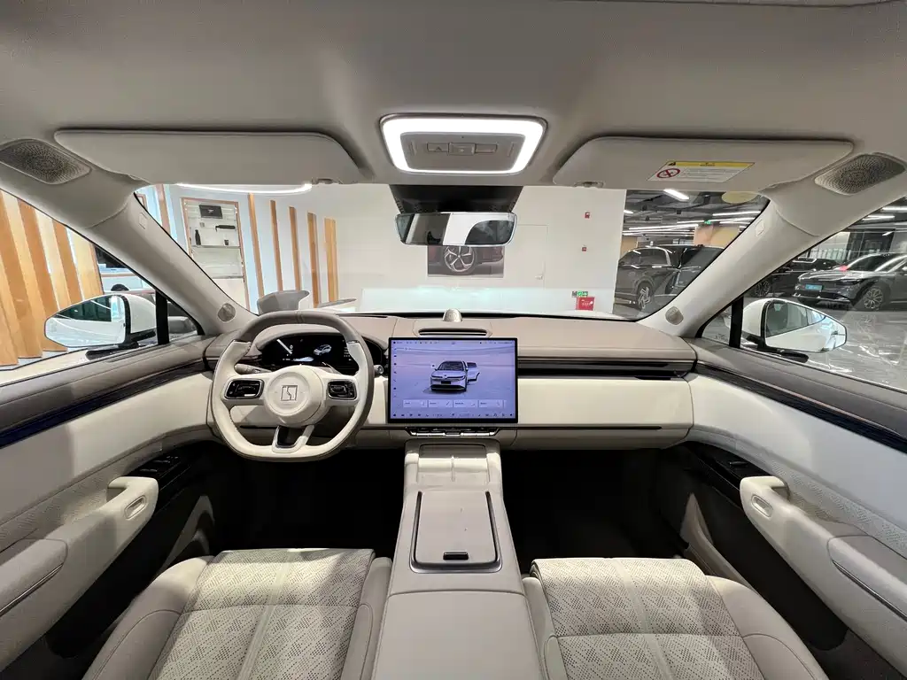 Zeekr Zeekr 7X 2025 Model 100kWh Long Range AWD Intelligent Driving Version 2024 - thumbnail 13