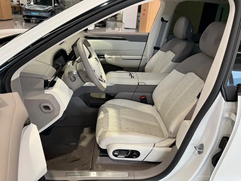 Zeekr Zeekr 7X 2025 Model 100kWh Long Range AWD Intelligent Driving Version 2024 - thumbnail 15