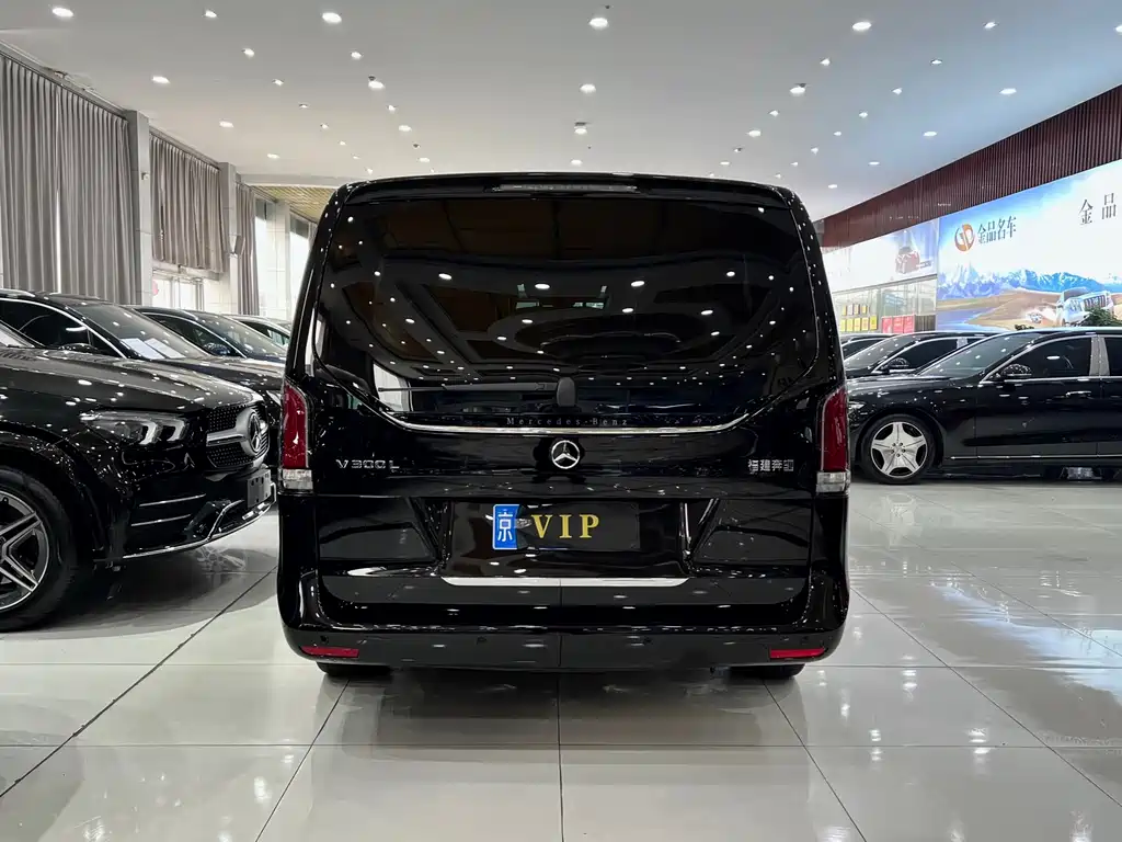 Mercedes-Benz Mercedes-Benz V-Class 2024 V 300 L Long Wheelbase Luxury Edition 2025 - thumbnail 5