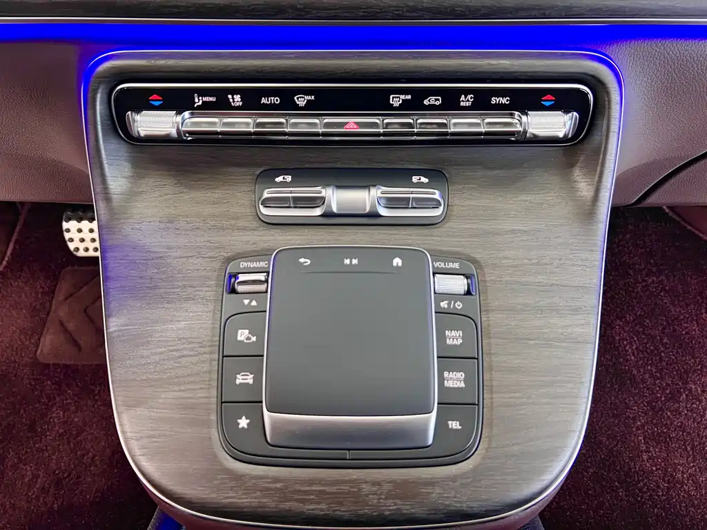 Mercedes-Benz Mercedes-Benz V-Class 2024 V 300 L Long Wheelbase Luxury Edition 2025 - thumbnail 17