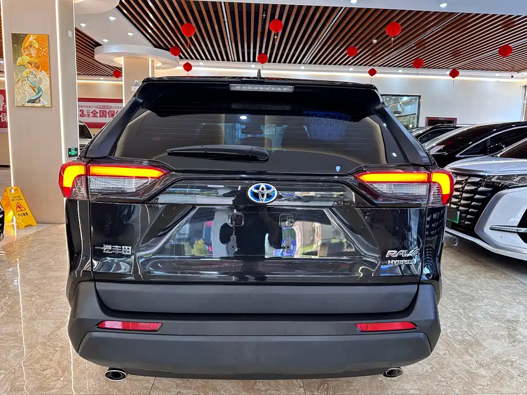 Toyota RAV4 2023 Hybrid 2.5L E-CVT 2WD Premium Edition 2024 - thumbnail 5