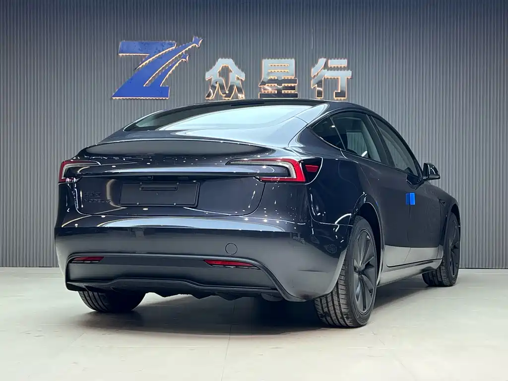 Tesla Tesla Model 3 2025 Rear-Wheel Drive 2026 - thumbnail 3