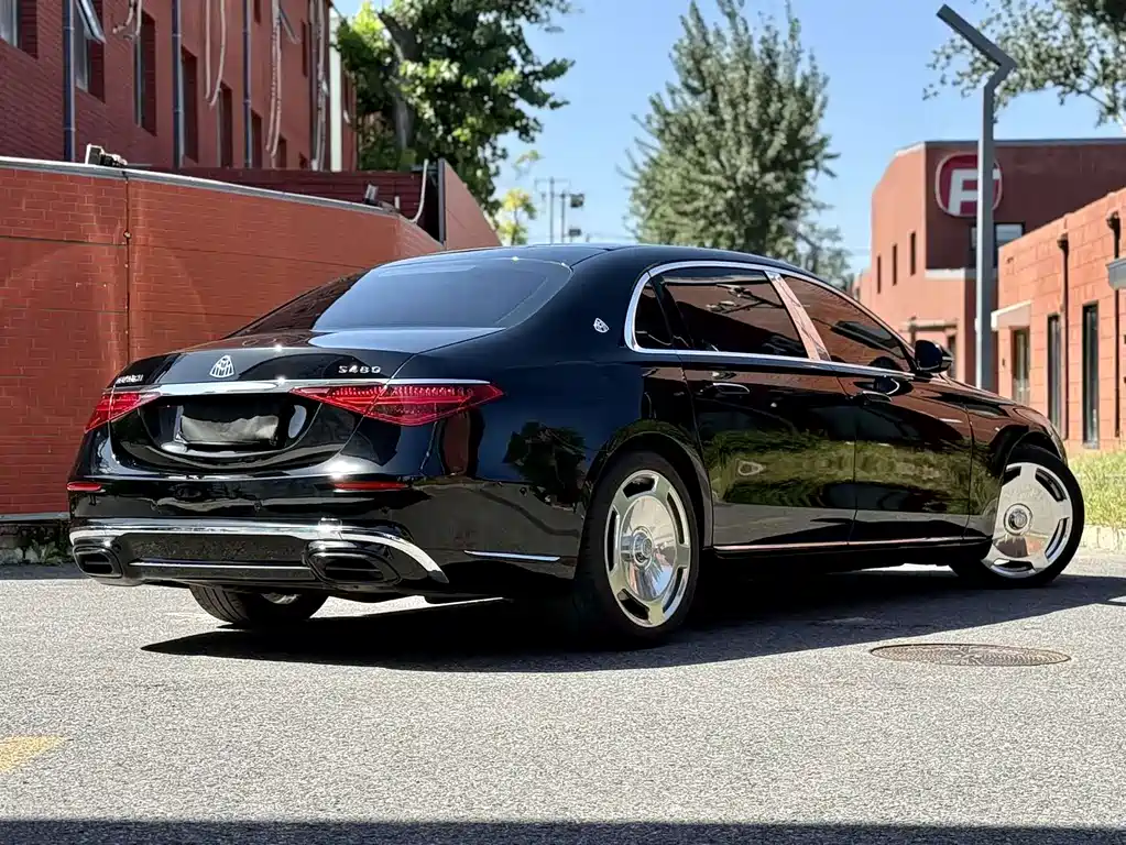 Mercedes-Benz Maybach S-Class 2023 S 480 4MATIC 2022 - thumbnail 9