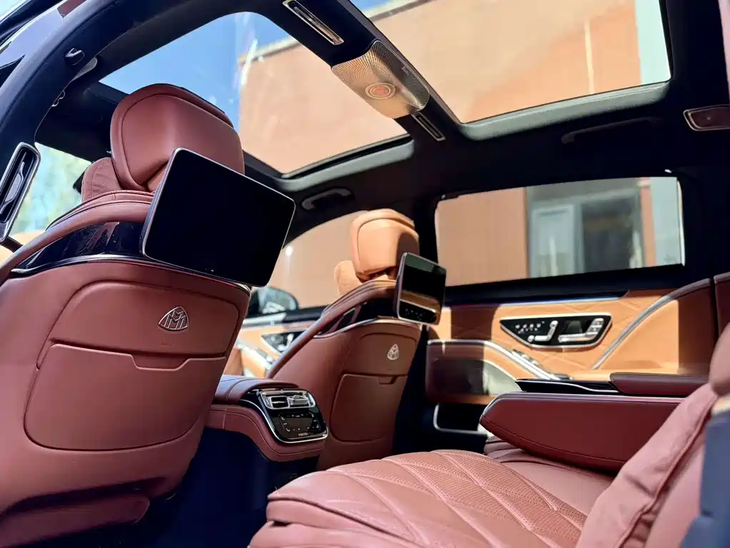 Mercedes-Benz Maybach S-Class 2023 S 480 4MATIC 2022 - thumbnail 12