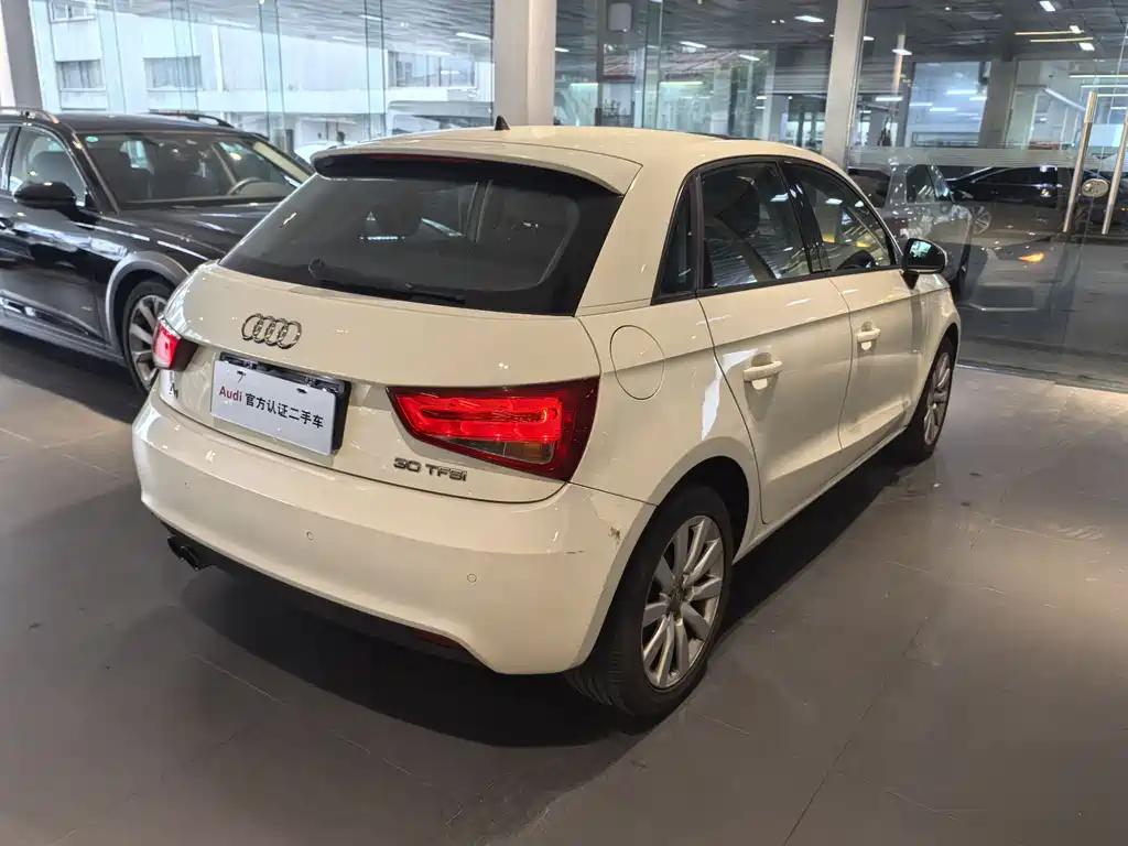 Audi Audi A1 2013 30 TFSI Sportback Ego 2013 - thumbnail 5