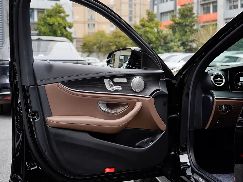 Mercedes-Benz Mercedes-Benz E-Class 2023 E 300 L Sport Luxury 2023 - thumbnail 17