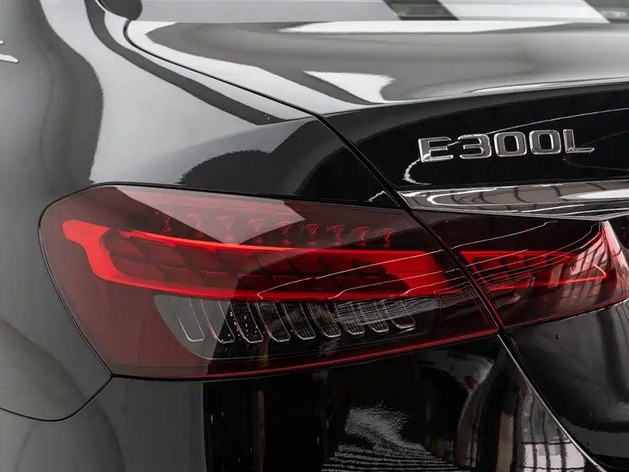 Mercedes-Benz Mercedes-Benz E-Class 2022 Model Facelift E 300 L Luxury 2022 - thumbnail 13