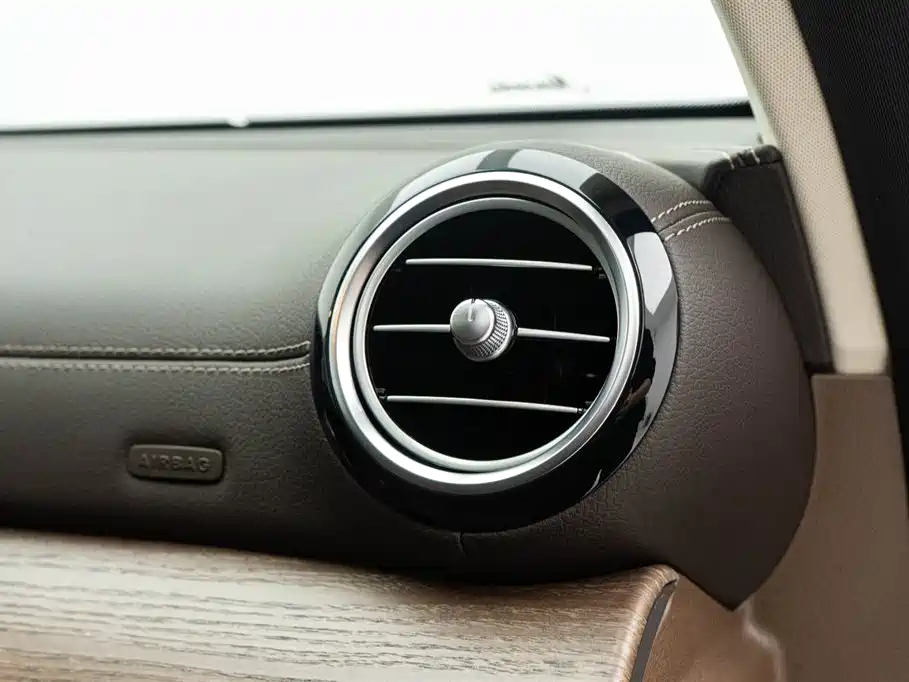 Mercedes-Benz Mercedes-Benz E-Class 2022 Model Facelift E 300 L Luxury 2022 - thumbnail 25