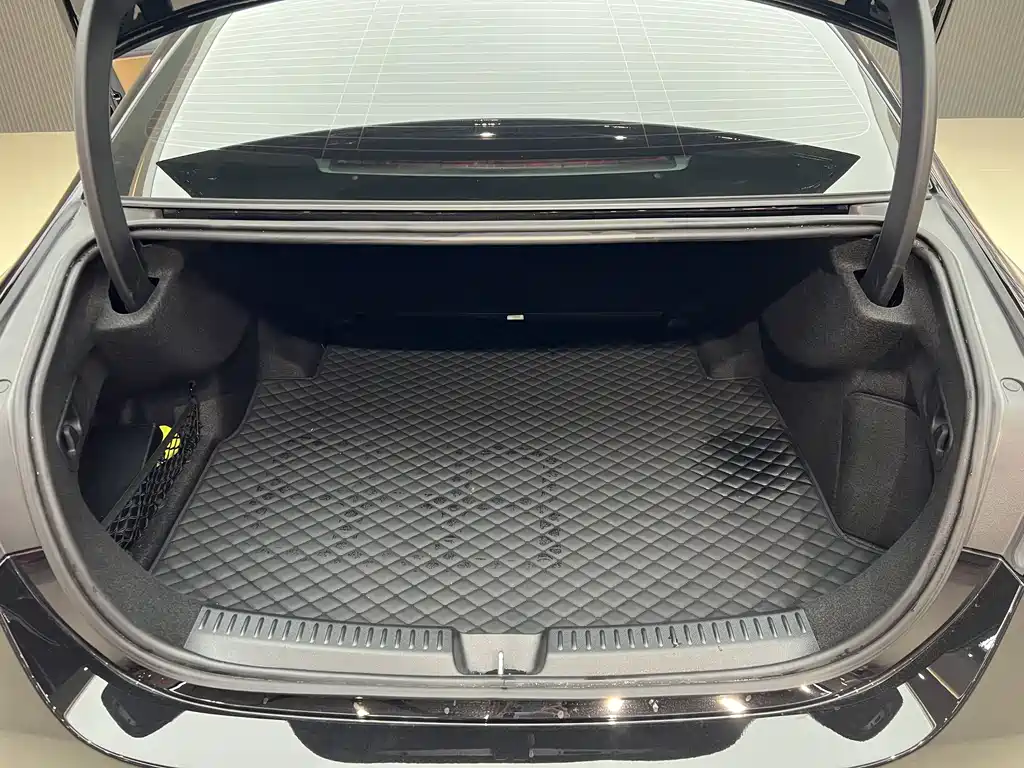 Mercedes-Benz Mercedes-Benz E-Class 2025 E 260 L 2025 - thumbnail 17