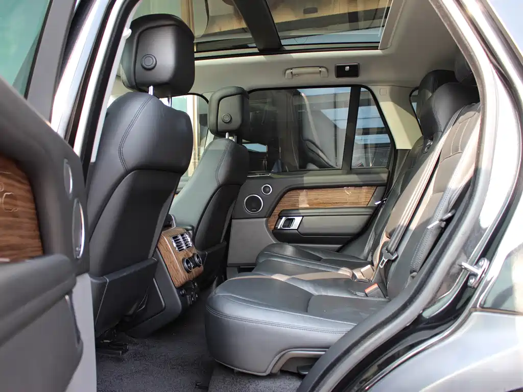 Land Rover Range Rover 2019 3.0 SC V6 Vogue SE 2020 - thumbnail 7