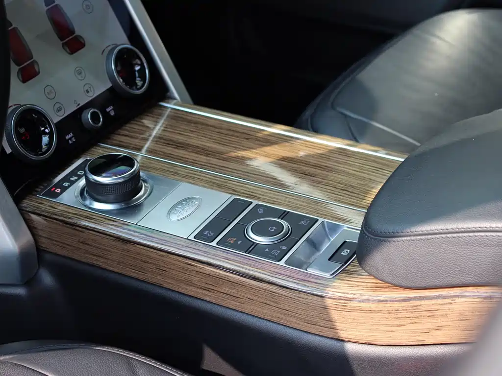 Land Rover Range Rover 2019 3.0 SC V6 Vogue SE 2020 - thumbnail 11