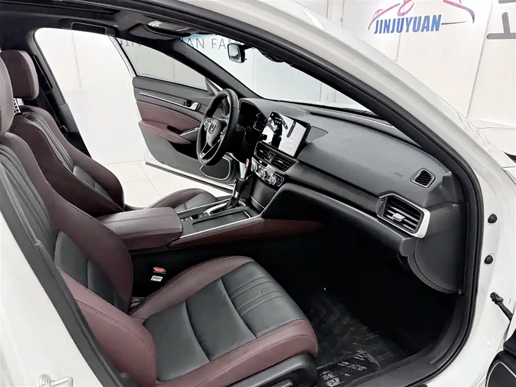 Honda Honda Inspire 2023 260TURBO Premium Version 2023 - thumbnail 16