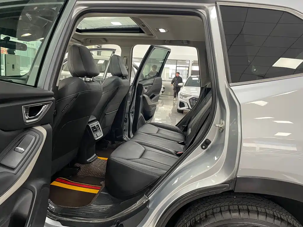 Subaru Subaru Forester 2022 2.0i AWD Premium EyeSight 2022 - thumbnail 6