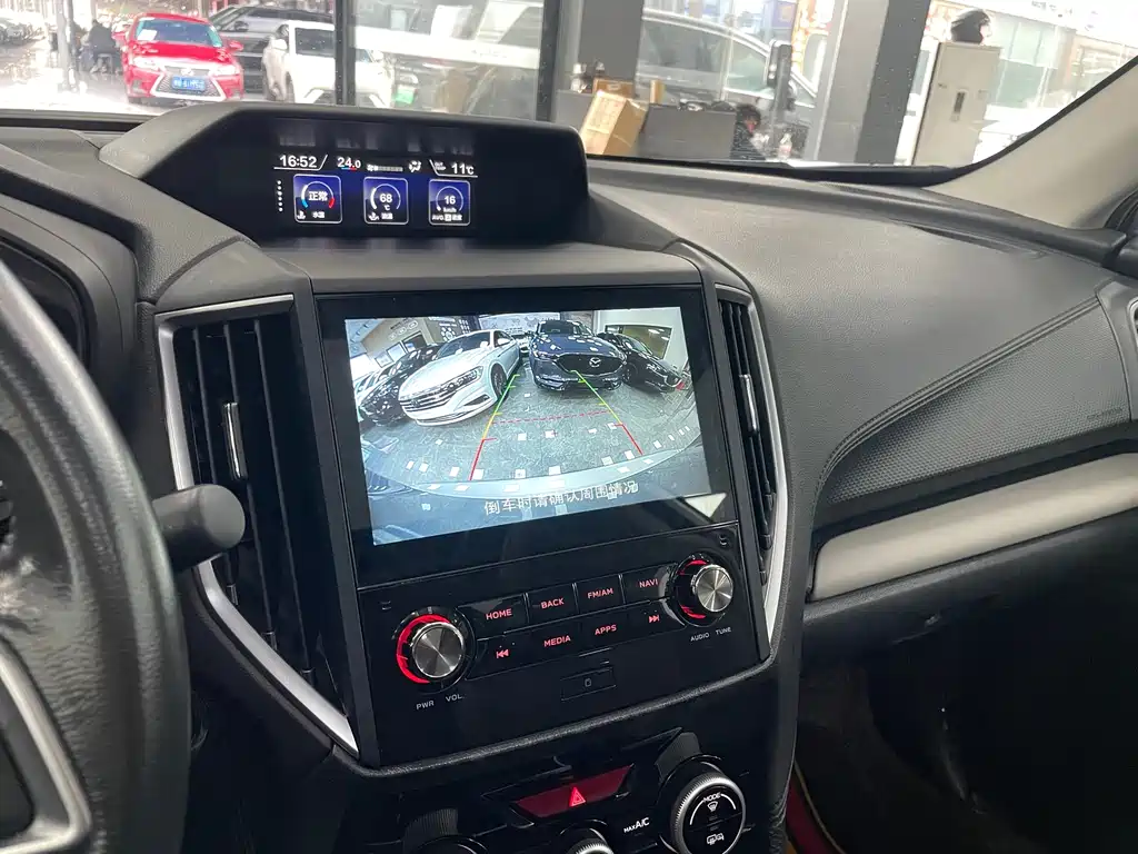 Subaru Subaru Forester 2022 2.0i AWD Premium EyeSight 2022 - thumbnail 13