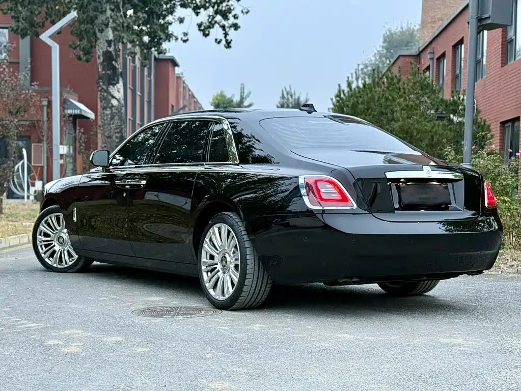 Rolls-Royce Rolls-Royce Ghost 2024 6.7T Extended Wheelbase Edition 2025 - thumbnail 4