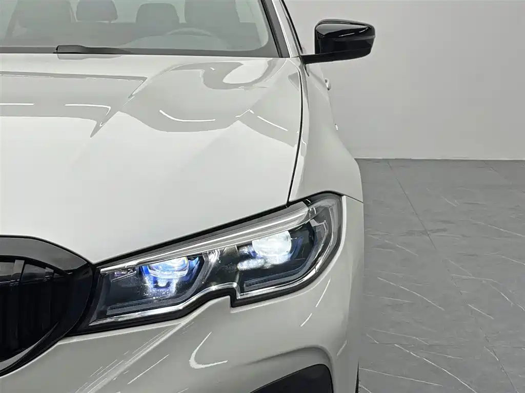BMW BMW 3 Series 2021 Model Year Facelift 325i M Sport Shadow Night Package 2021 - thumbnail 9